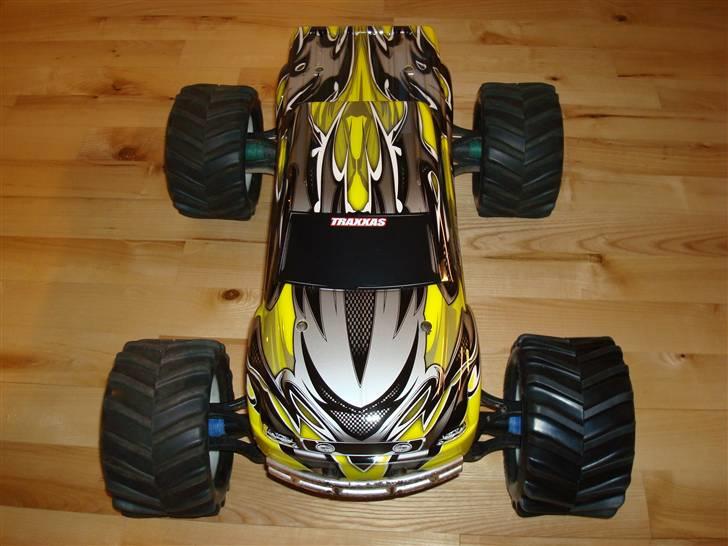 Bil Traxxas E-maxx billede 13