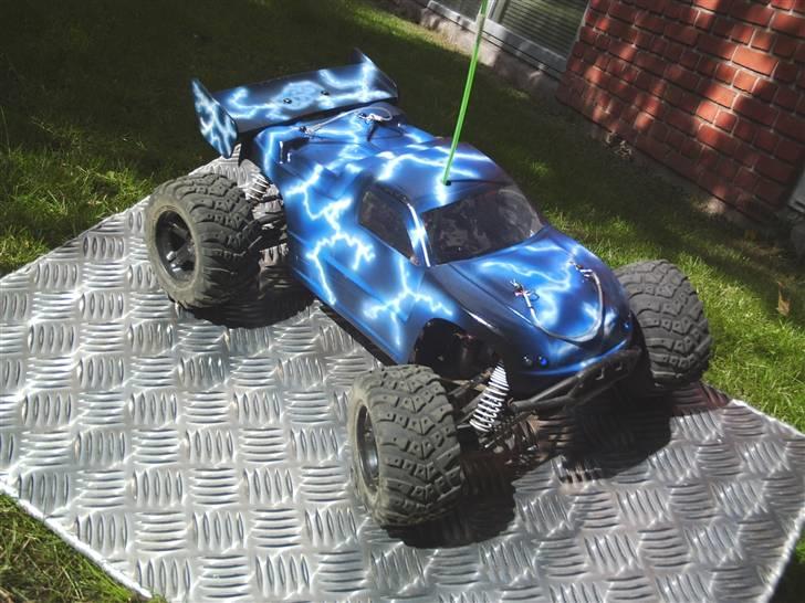 Bil Stealth X09 Truggy Brushl billede 15