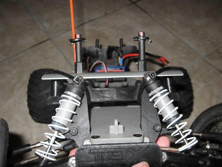 Off-Roader #SOLGT# Rustler VXL  - Hjemmelavet "hævert" til Chevy karossen... billede 9