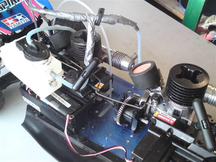 Buggy Tamiya mad spirit 4.2 cc billede 8