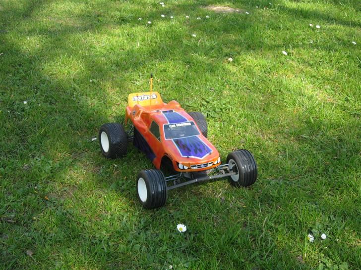 Truck Team Associated RC10T3  billede 2