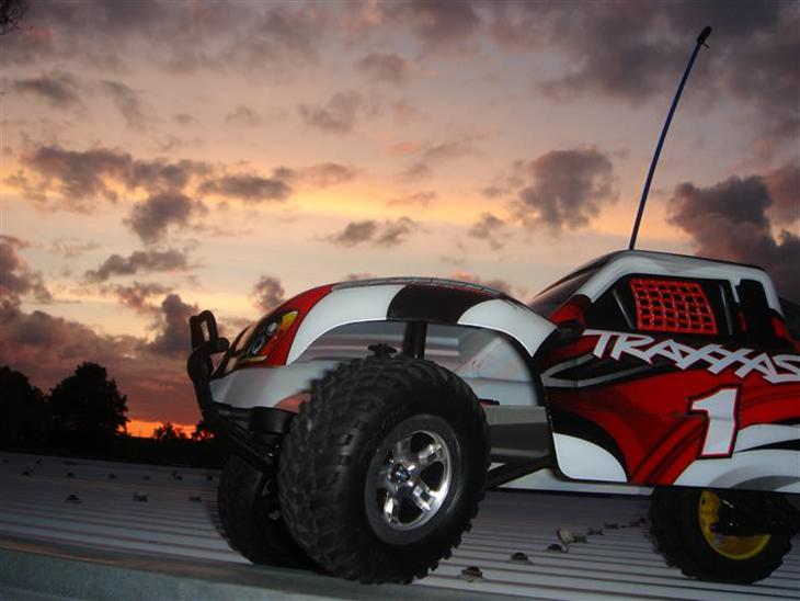 Truck Traxxas Slash Ezrun 9T billede 1