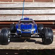 Bil Traxxas Nitro Sport