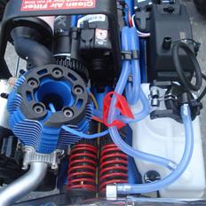 Off-Roader Traxxas Revo 3.3