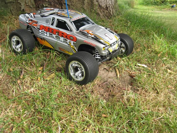 Truck traxxas nitro sport . billede 11