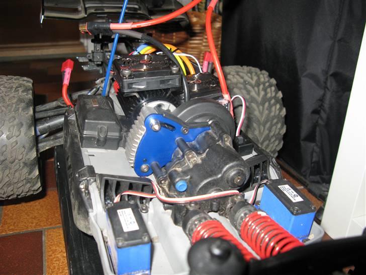 Truck Brushless E-revo billede 12