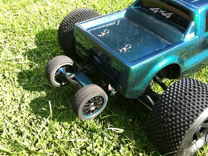 Bil Traxxas E-Revo Brushless  billede 4