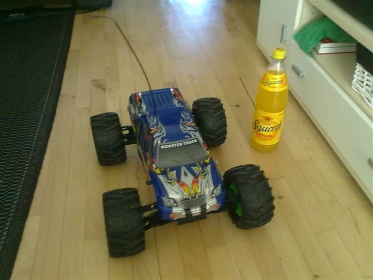 Bil HSP Tornado 3,5 ccm - Hele bilen + 1½ L soda. billede 3