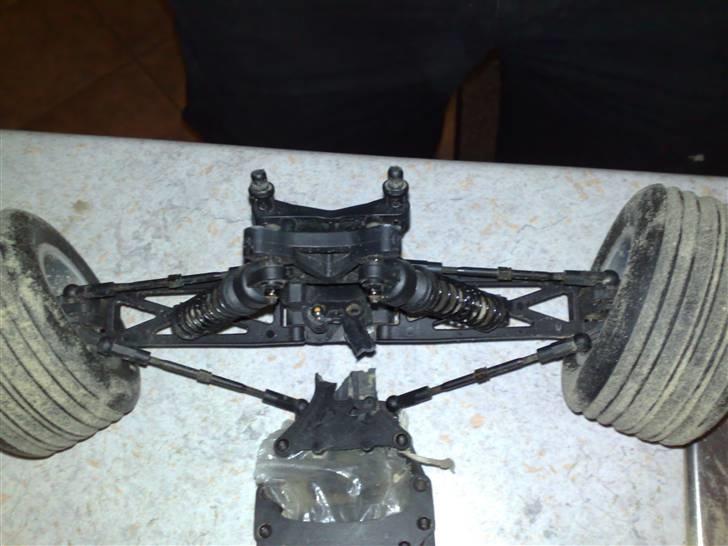 Off-Roader HPI E-Firestorm 10T Flux - Efter lidt vildt kørsel på Rømø strand sammen med 2 stk Stealth X09 fik det sku en ende som var svær at lave en lappe løsning på. billede 10