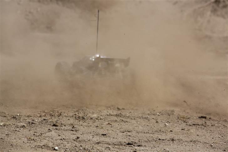 Off-Roader Stealth X09 Truggy Brushl billede 12