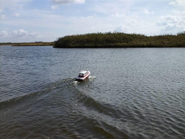 Båd brandbåd - så rykker den ud til branden billede 4