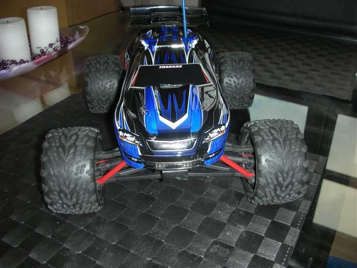 Bil E-Revo 1/16 Vxl "Solgt" billede 2