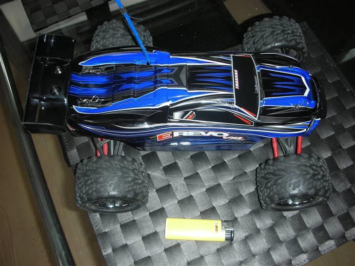 Bil E-Revo 1/16 Vxl "Solgt" billede 6