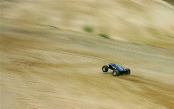 Off-Roader traxxas e revo Brushless billede 4