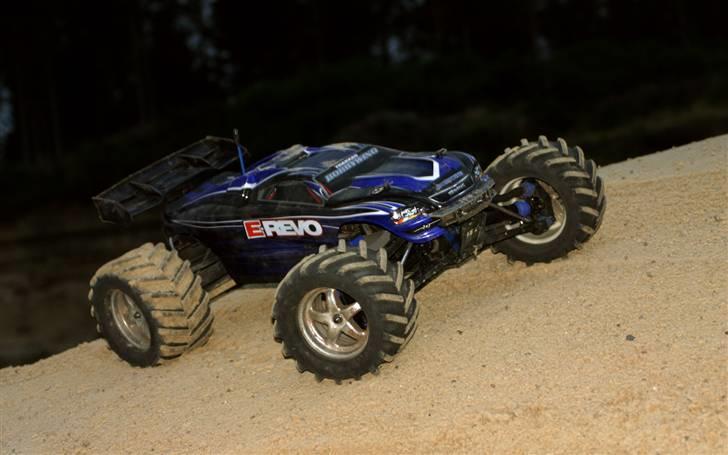 Off-Roader traxxas e revo Brushless billede 7