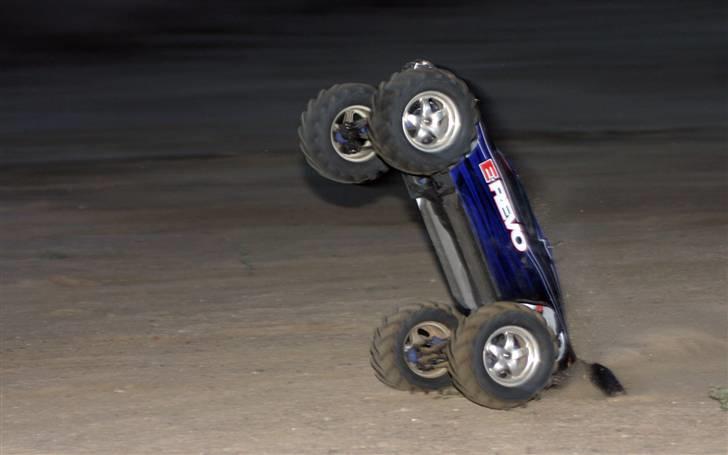 Off-Roader traxxas e revo Brushless billede 12