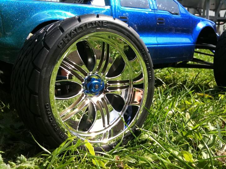 Bil Traxxas E-Revo Brushless  - Nye Hjul billede 13