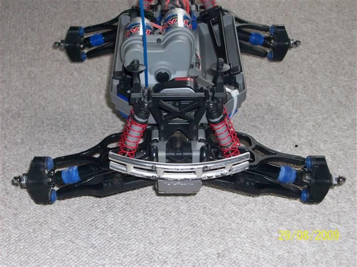 Bil E-MAXX billede 2