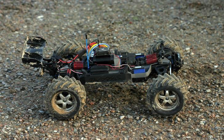 Off-Roader traxxas e revo Brushless billede 14