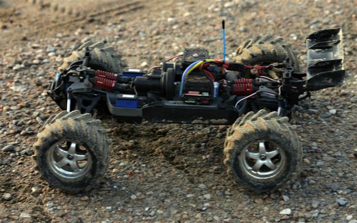 Off-Roader traxxas e revo Brushless billede 15