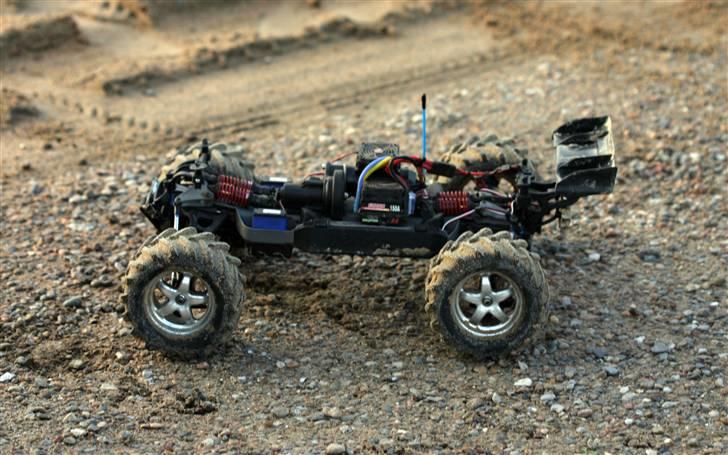 Off-Roader traxxas e revo Brushless billede 16