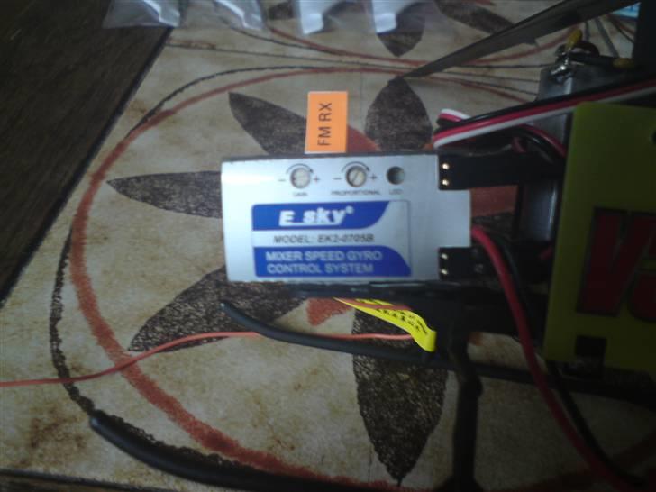 Helikopter E-SKY  LAMA V3  billede 3