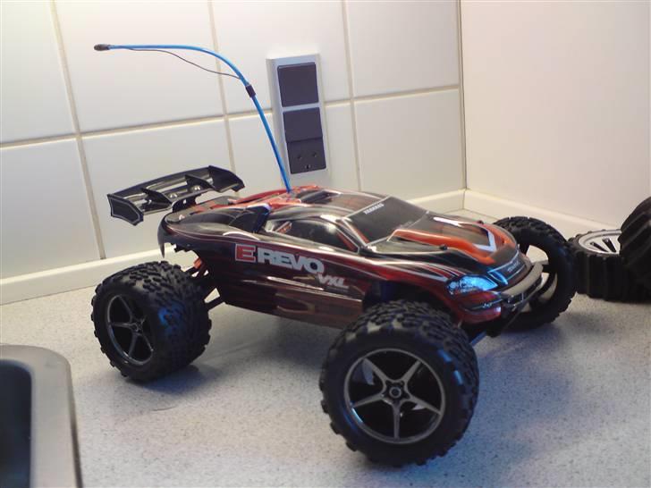Off-Roader Traxxas E-Revo VXL 1/16  billede 3