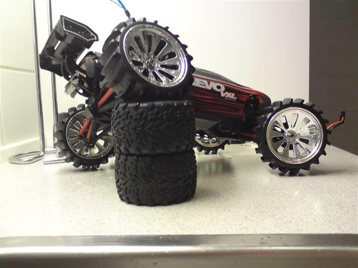 Off-Roader Traxxas E-Revo VXL 1/16  billede 7