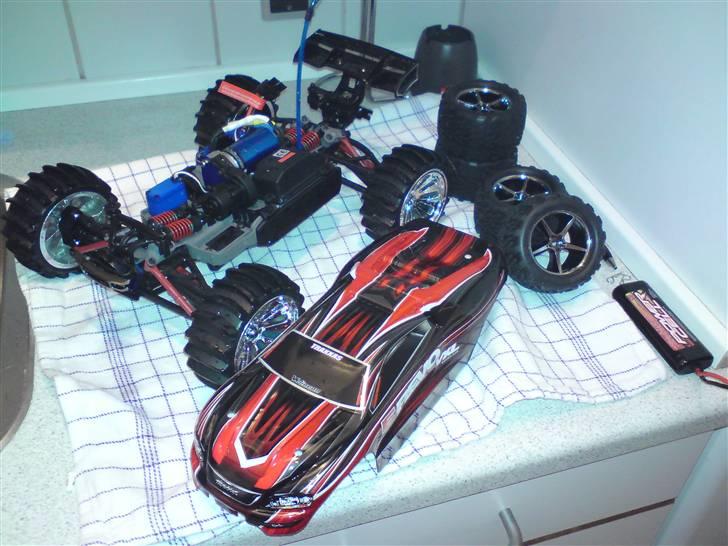 Off-Roader Traxxas E-Revo VXL 1/16  billede 11