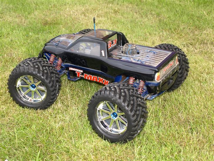 Bil Traxxas T-maxx 3,3 solgt billede 3