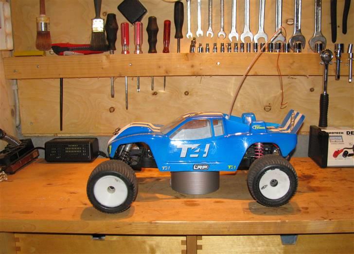 Truck team AE RC10T4 billede 8