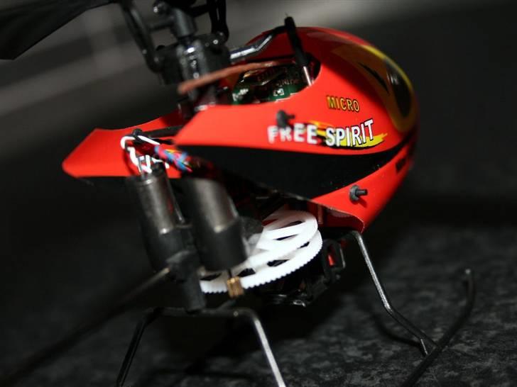 Helikopter Nine Eagles Free Spirit billede 3