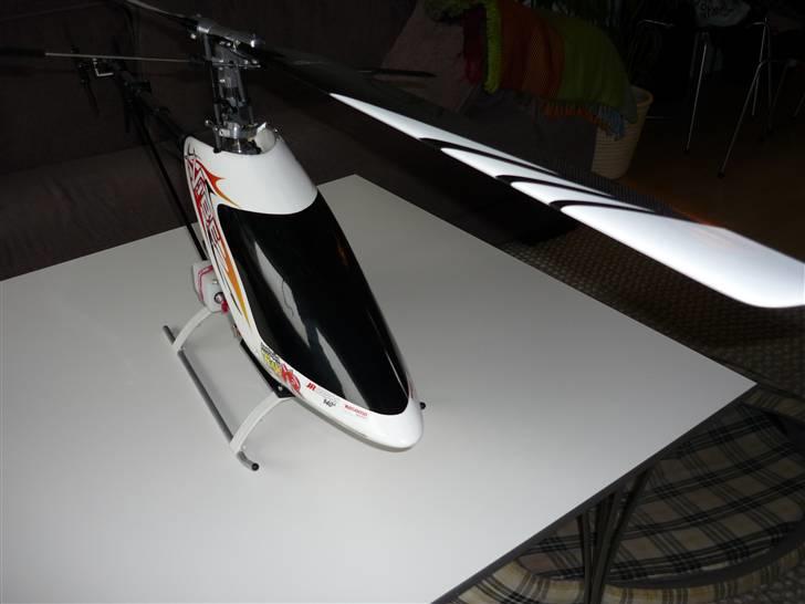 Helikopter JR Vibe 50 3D Pro billede 1