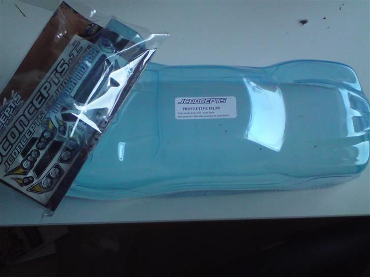 Bil Rustler Vxl - Ny karrosse, så skal den bare lige males heh billede 20