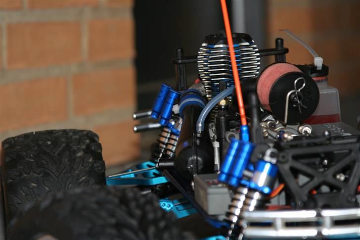 Off-Roader Traxxas T-MAXX 3,3 billede 17