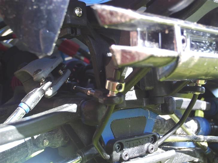 Off-Roader E-REVO MED MAMBA MONSTER  billede 8