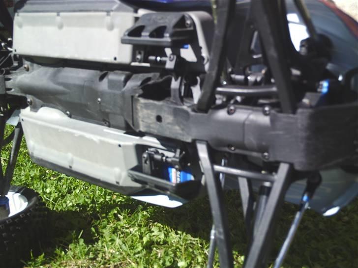 Off-Roader E-REVO MED MAMBA MONSTER  billede 13