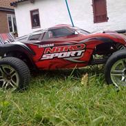 Bil traxxas nitro sport