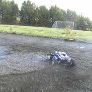 Off-Roader traxxas nitro sport