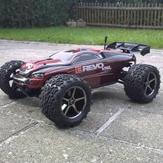 Off-Roader E-Revo 1/16 