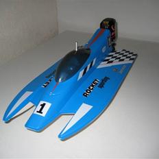 Båd       Graupner RED ROCKET F1