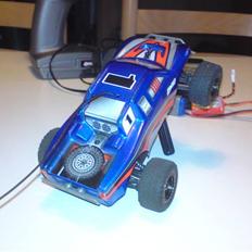 Off-Roader micro-desert truck