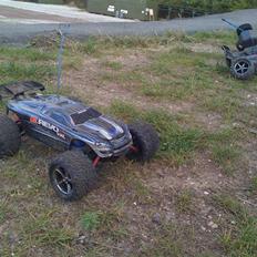 Bil Traxxas Revo VXL