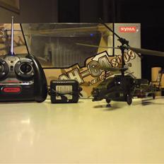 Helikopter apache ah-64 