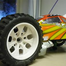 Off-Roader amax Atlas / Xstr