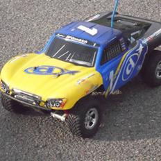 Bil traxxas 1/16 slash solgt