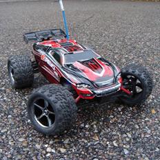 Off-Roader Traxxas E-Revo 1:16 VXL