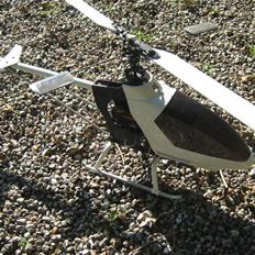 Helikopter HIROBO Shuttle .