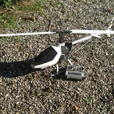 Helikopter HIROBO Shuttle .