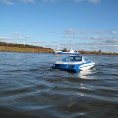 Båd          Graupner Scimitar speed